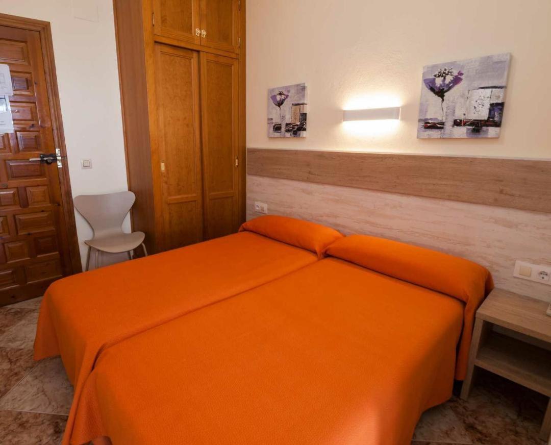Hostal Sonrisa Del Mar Conil De La Frontera Bagian luar foto