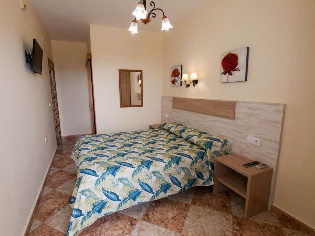 Hostal Sonrisa Del Mar Conil De La Frontera Bagian luar foto
