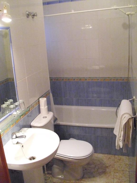Hostal Sonrisa Del Mar Conil De La Frontera Ruang foto
