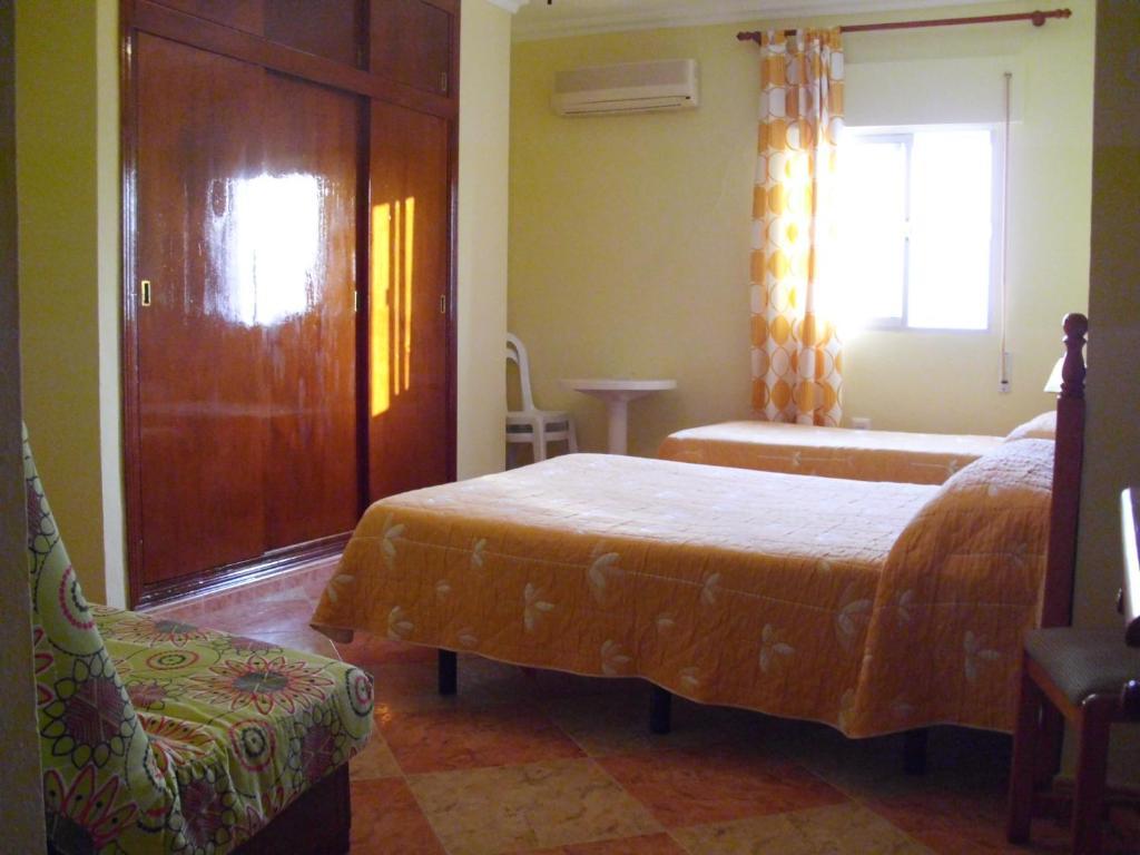 Hostal Sonrisa Del Mar Conil De La Frontera Ruang foto